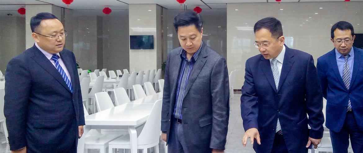 ���Ÿ����ʰ��췢չʳƷ��ȫר��鳭