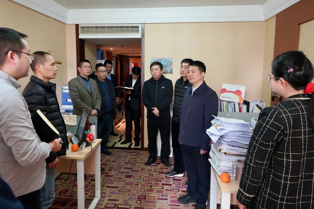 ӭ�´����ľ�ͷ�����¾֣�ʡbevictorΰ�¼��Ÿ�������ο���ܲ��ɲ�Ա��