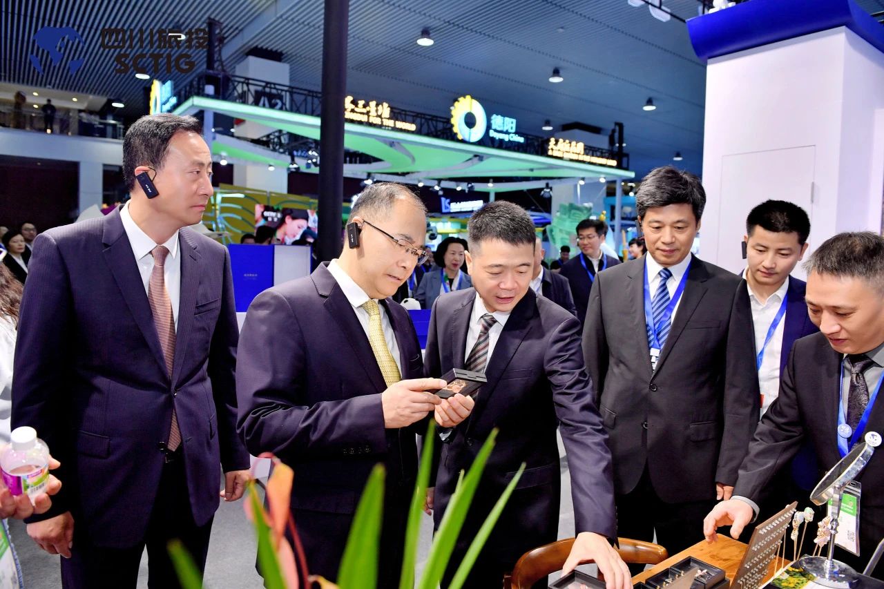 ab47615c-229b-497a-82af-977c6a3ec178 ¡°1+4+N¡±ÎÄÂÃÈÚºÏÁÁµã·×³Ê£¡ËÄ´¨bevictorΰµÂ½Ü³öÁÁÏàµÚʮһ½ìËÄ´¨¹ú¼ÊÓÎÀÀÂòÂôÕ¹ÀÀ»á