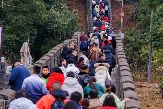 0b0960c4-a271-425e-a2da-9a41f86537df 0b0960c4-a271-425e-a2da-9a41f86537df